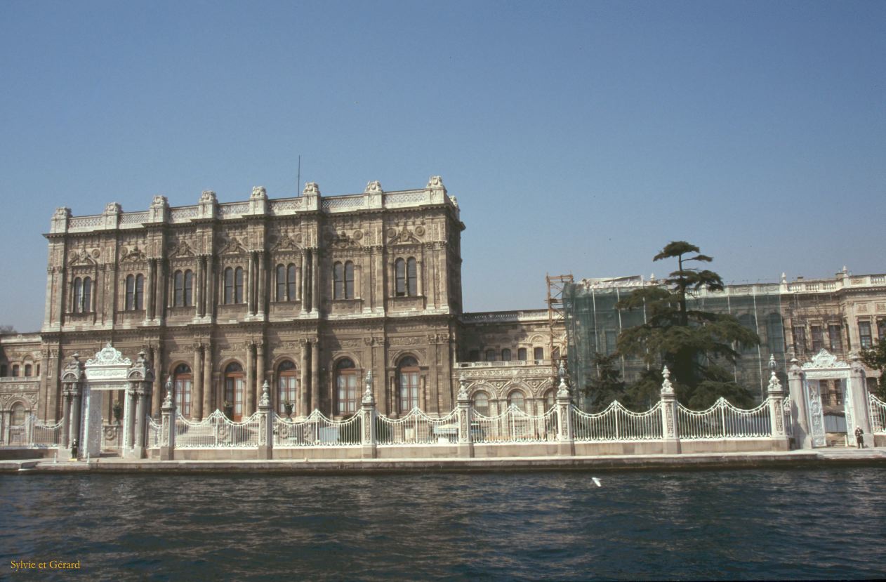 Turquie 2000-008  sur le Bosphore