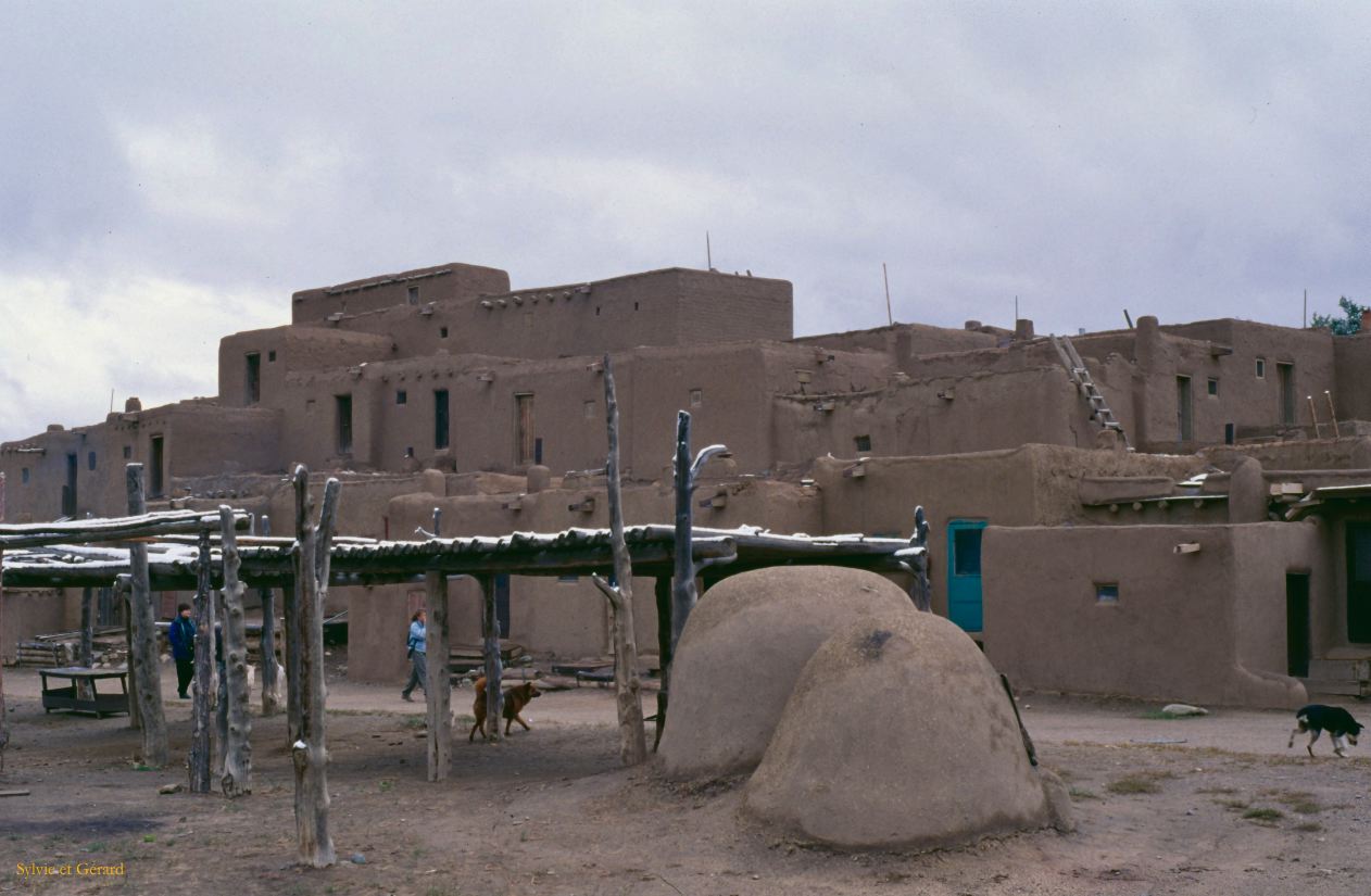 USA 1997-141 Pueblo de Taos Nouveau Mexique
