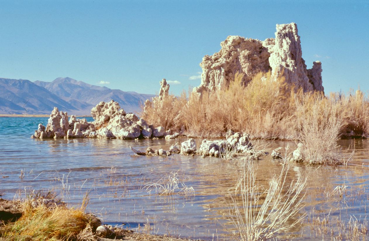 USA 1997-057 Lac Mono