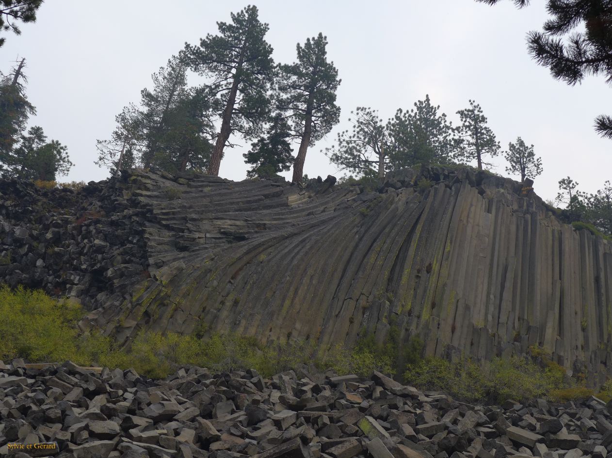 E 01 Mammoth Lake Devils Postpile 