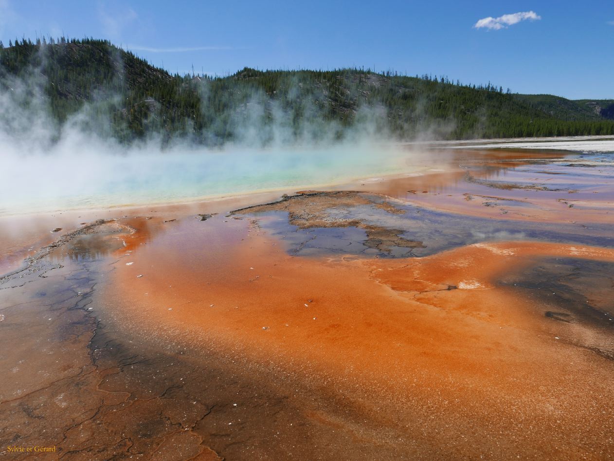  WYOMING A YELLOWSTONE 26 