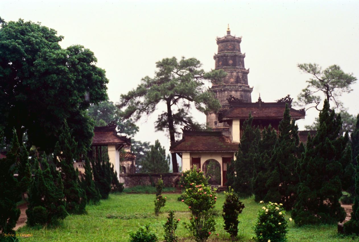 Vietnam 1994-103 Hué 