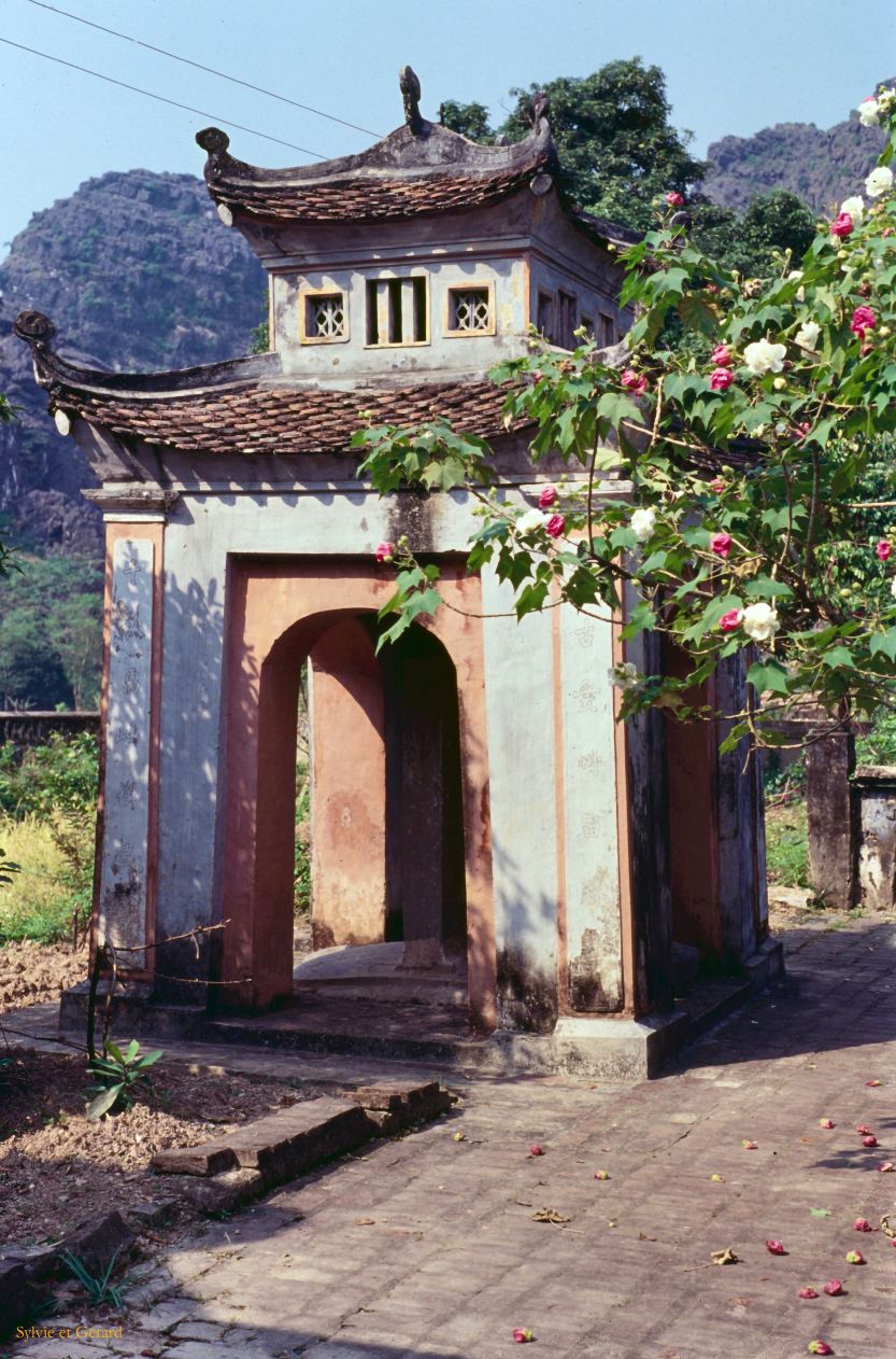 Vietnam 1994-042 Ninh Binh 